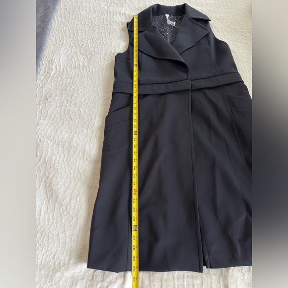 Lululemon Athletic Women’s 3 in 1 Black Quickchange Sleeveless Convertible Vest - Picture 17 of 17